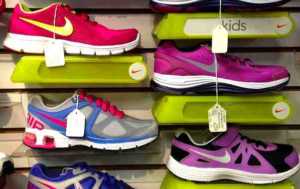 local nike shoes price