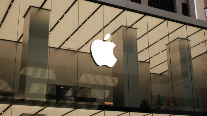 Apple CSR, ESG, sustainability, business ethics, stakeholders, corporate social responsibility, computer business, HK Canton Road store