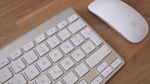 Apple SWOT Analysis and Recommendations