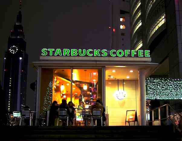 Starbucks mission statement, vision statement, coffeehouse and coffee business purpose, goals, corporate objectives analysis case study