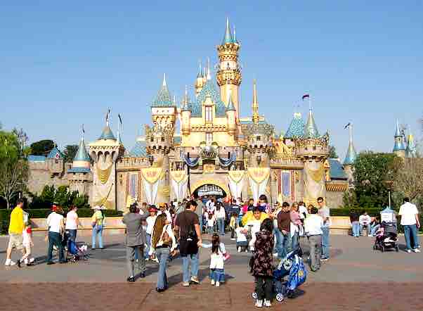 Walt Disney Company corporate mission statement, corporate vision statement, amusement park business purpose analysis case study