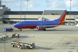 Southwest Airlines corporate organizational culture and cultural characteristics, civil aviation business management case study and analysis