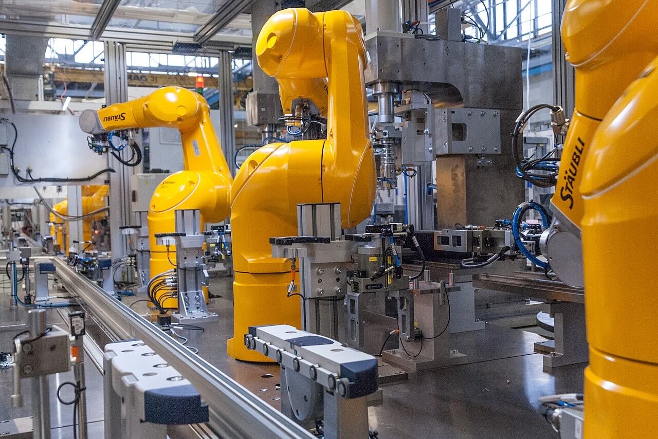 The changing business workforce and nature of work, role of technology, and why outsourcing will continue The changing business workforce and nature of work, role of technology, and why outsourcing will continue