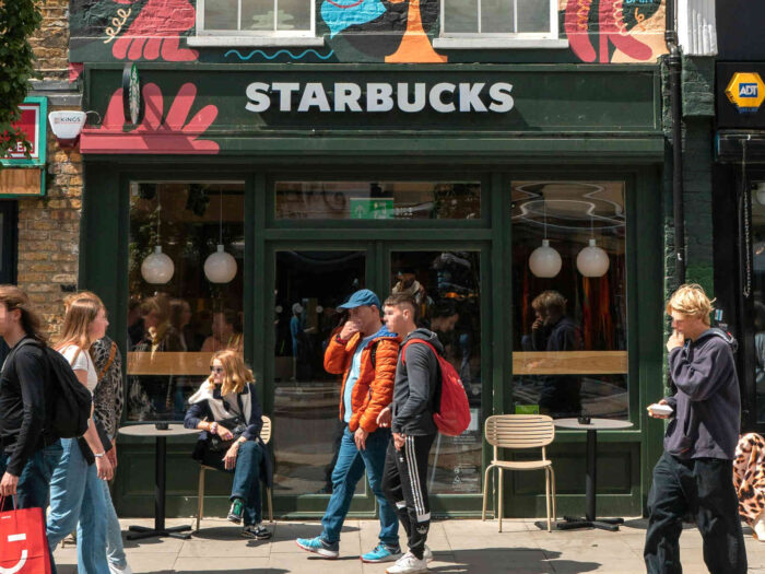 Starbucks organizational culture, corporate work culture, company HR core values, coffeehouse business analysis case study, London Starbucks organizational culture, corporate work culture, company HR core values, coffeehouse business analysis case study, London