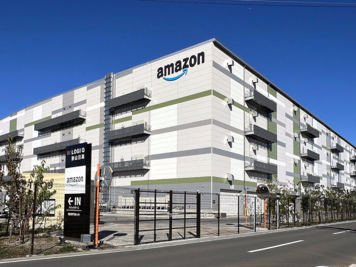 Amazon operations management, 10 strategic critical decisions, productivity metrics, IT logistics business analysis case study, Saitama Amazon operations management, 10 strategic critical decisions, productivity metrics, IT logistics business analysis case study, Saitama
