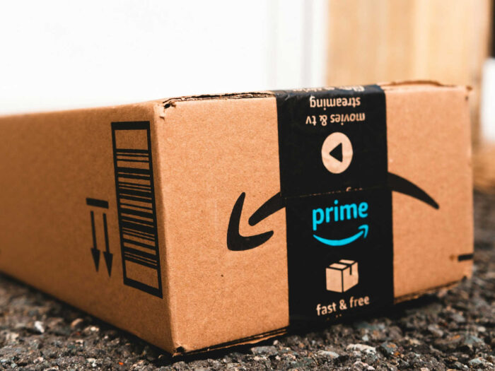 Amazon Five Forces Analysis, Recommendations, competition, buyers, suppliers, substitution, new entry, e-commerce case study, box