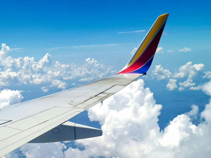 Southwest Airlines competitive strategy and growth strategies, Porter, Ansoff, travel business competitive advantages case study, Florida