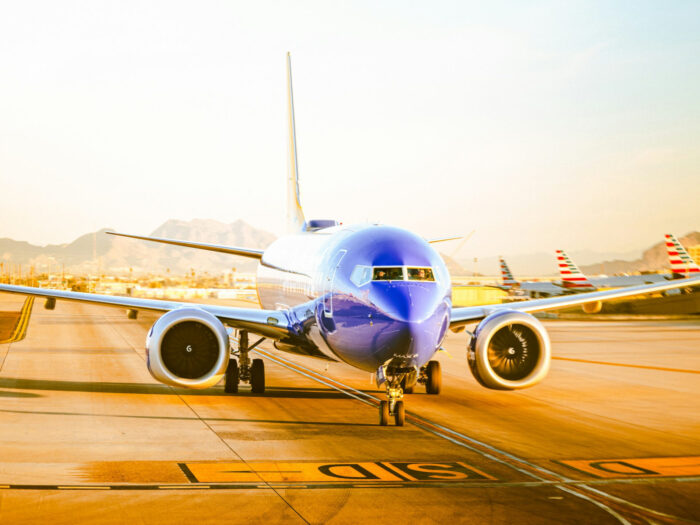 Southwest Airlines vision statement, mission statement, business purpose, corporate management case study analysis, Phoenix Sky Harbor