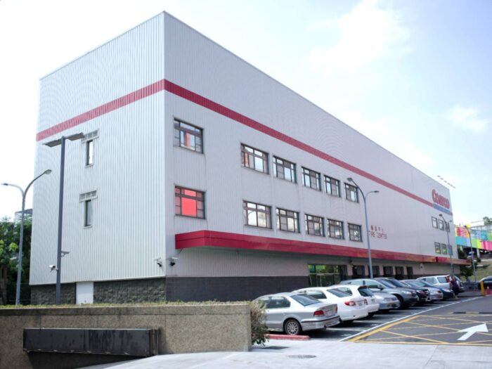 Costco Wholesale business model, mission statement, SWOT analysis, generic competitive strategy, summary overview, Neihu Tire Center Costco Wholesale business model, mission statement, SWOT analysis, generic competitive strategy, summary overview, Neihu Tire Center