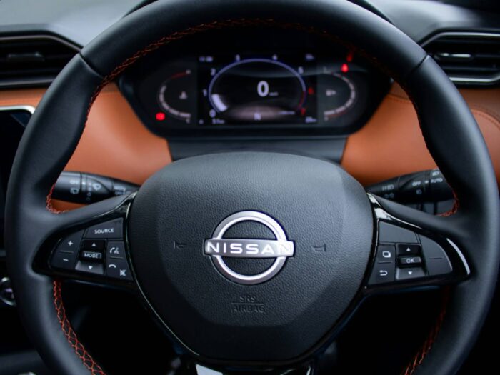 Nissan marketing mix, 4Ps, 4P, product, place, promotion, price, marketing strategy and tactics analysis, steering wheel Nissan marketing mix, 4Ps, 4P, product, place, promotion, price, marketing strategy and tactics analysis, steering wheel