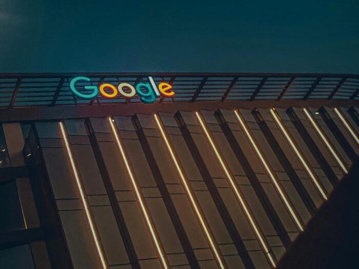 Google operations management 10 strategic critical decisions, productivity metrics, Alphabet, information technology, online services, case study