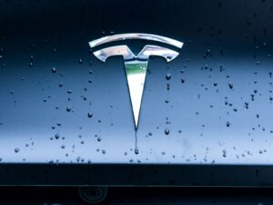 Tesla’s Mission Statement & Vision Statement (An Analysis)