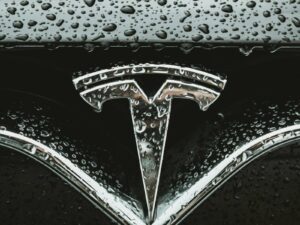 Tesla’s Organizational Culture & Its Characteristics