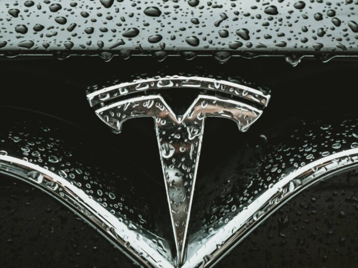 Tesla company culture, organizational culture, corporate work cultural traits, automotive business human resource case study, emblem Tesla company culture, organizational culture, corporate work cultural traits, automotive business human resource case study, emblem