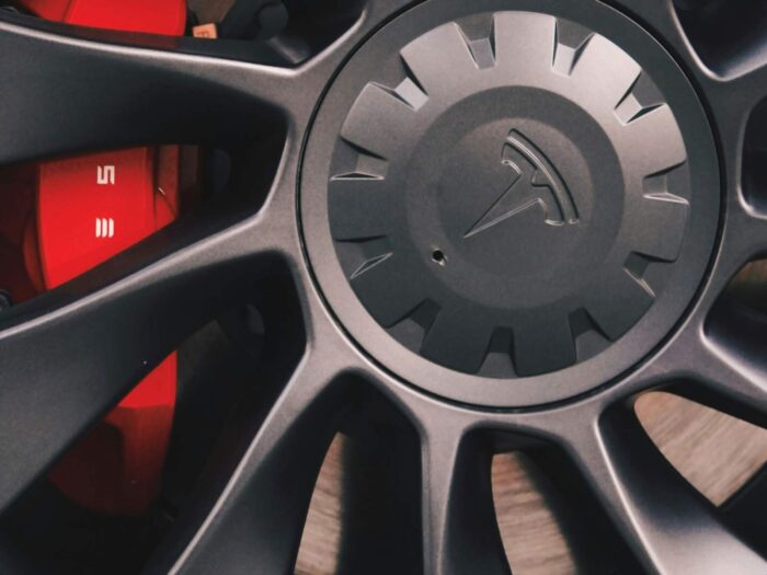Tesla SWOT analysis and recommendations, strengths, weaknesses, opportunities, threats, internal external factors, business case study, wheel