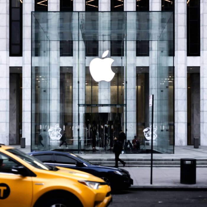 Apple vision statement, mission statement, business purpose and goals analysis, consumer electronics Fifth Avenue NYC store Apple vision statement, mission statement, business purpose and goals analysis, consumer electronics Fifth Avenue NYC store
